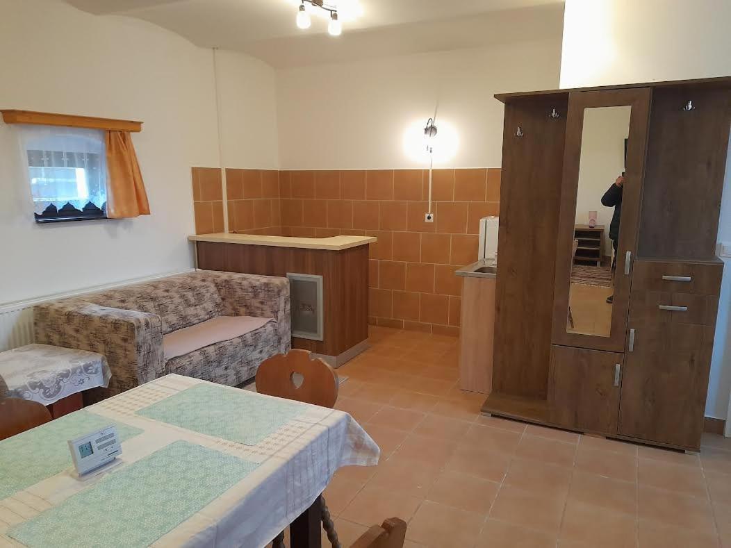Kapolna Vendeghaz Apartment Kerkaskapolna Luaran gambar
